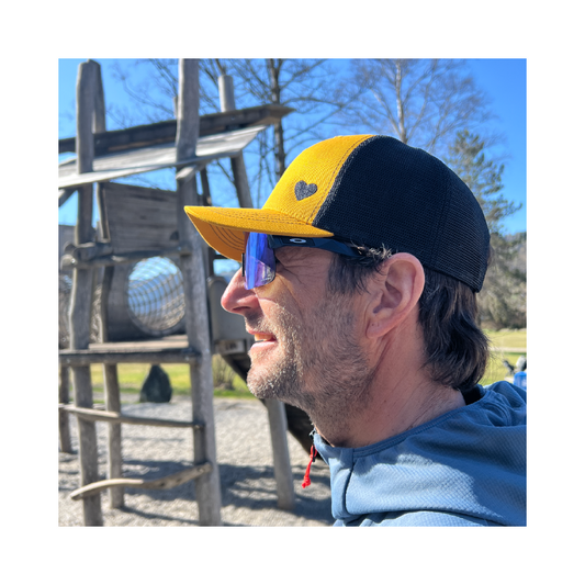 HerzCap Trucker // Senfgelb-Schwarz