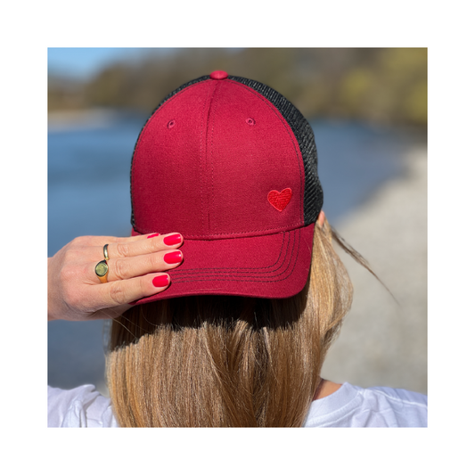 HerzCap Trucker // Weinrot-Schwarz
