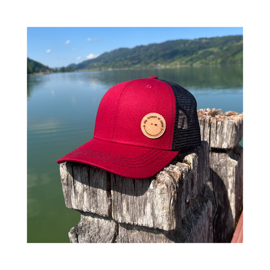 HerzCap Trucker Smiley // Weinrot-Schwarz